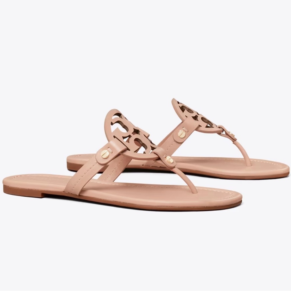 Tory Burch Tan Sandals Elegant Leather Design